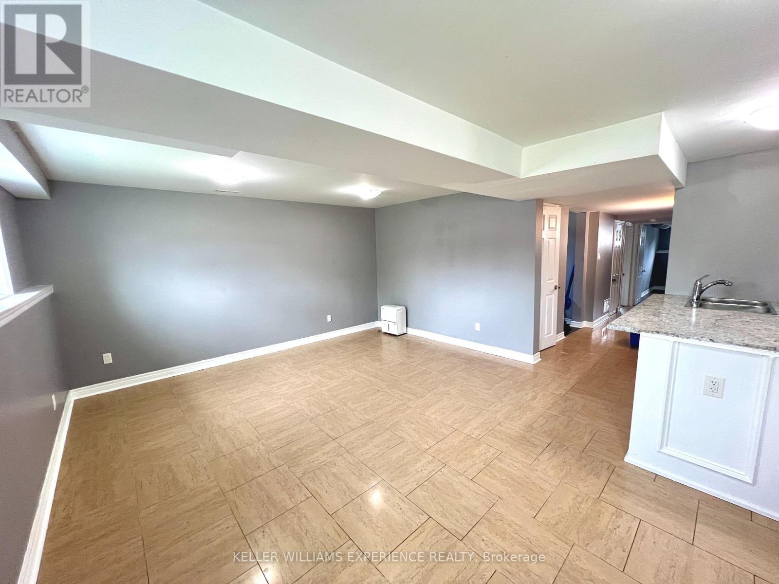 Lower - 16 Herrell Avenue, Barrie, Ontario  L4N 6T5 - Photo 5 - S13109924