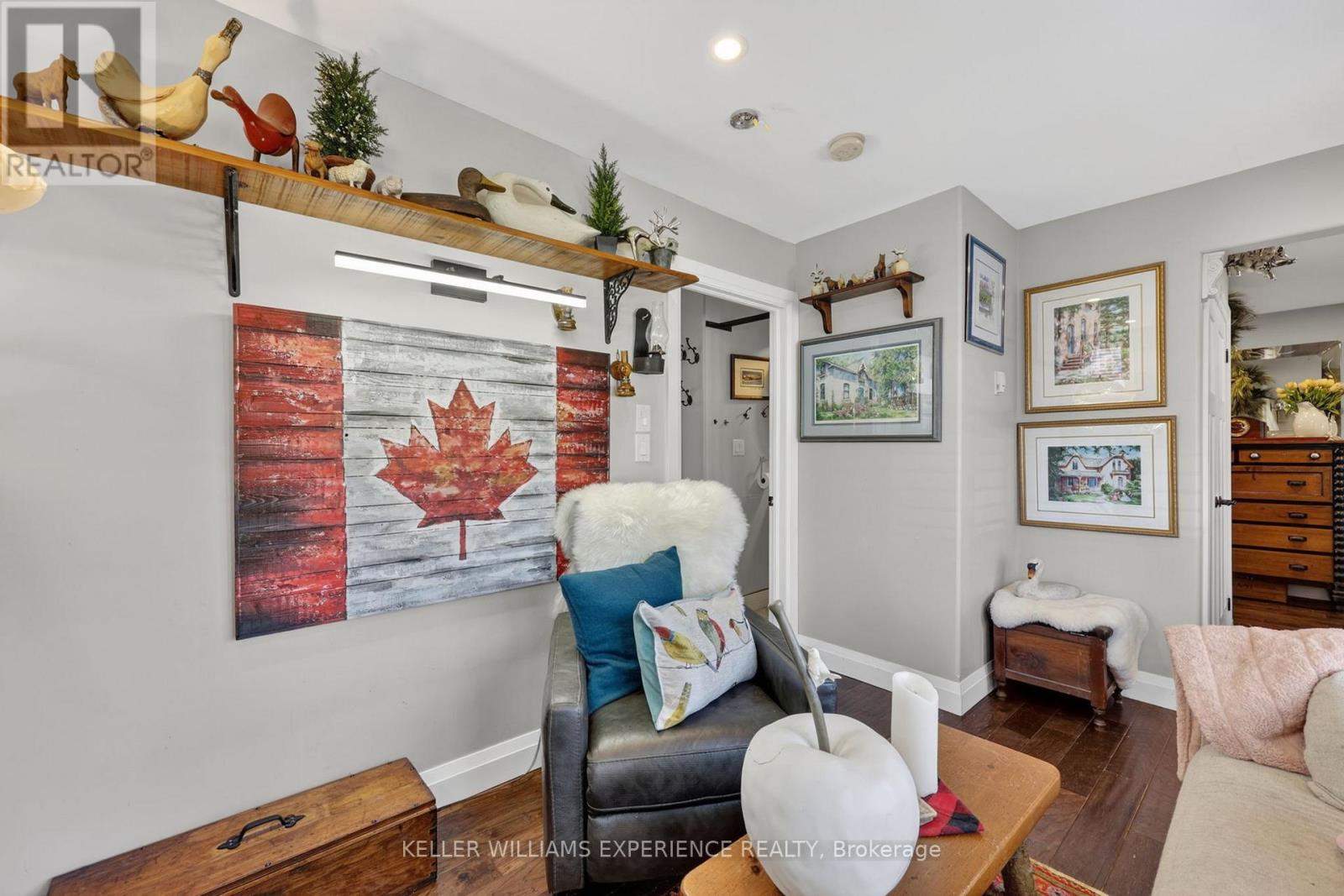 79 Penetang Street, Barrie, Ontario  L4M 1V7 - Photo 5 - S13109984