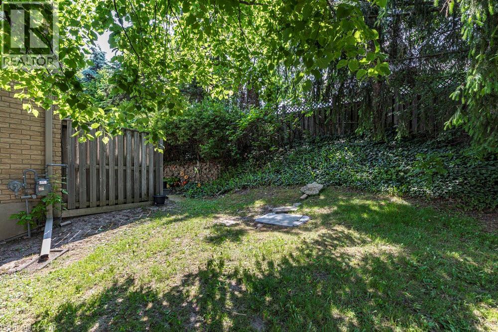 31 Moss Boulevard Unit# 1, Dundas, Ontario  L9H 7A6 - Photo 21 - 40810990