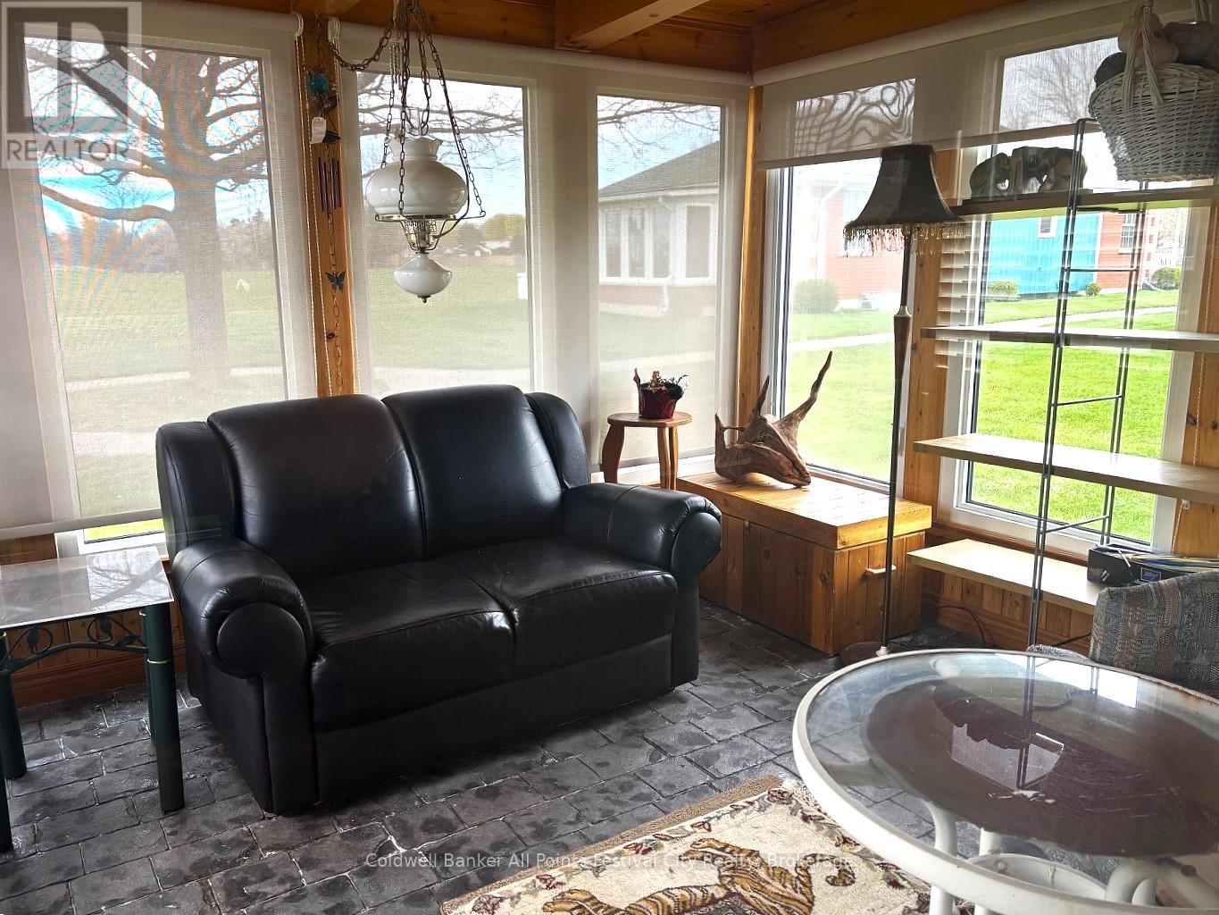 218 Bethune Crescent, Goderich, Ontario  N7A 4M7 - Photo 3 - X13109738