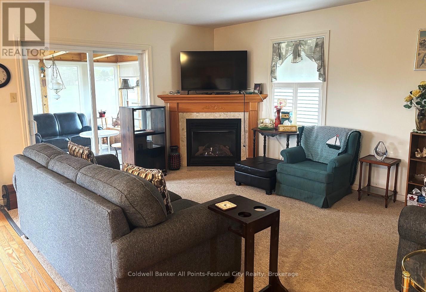 218 Bethune Crescent, Goderich, Ontario  N7A 4M7 - Photo 4 - X13109738