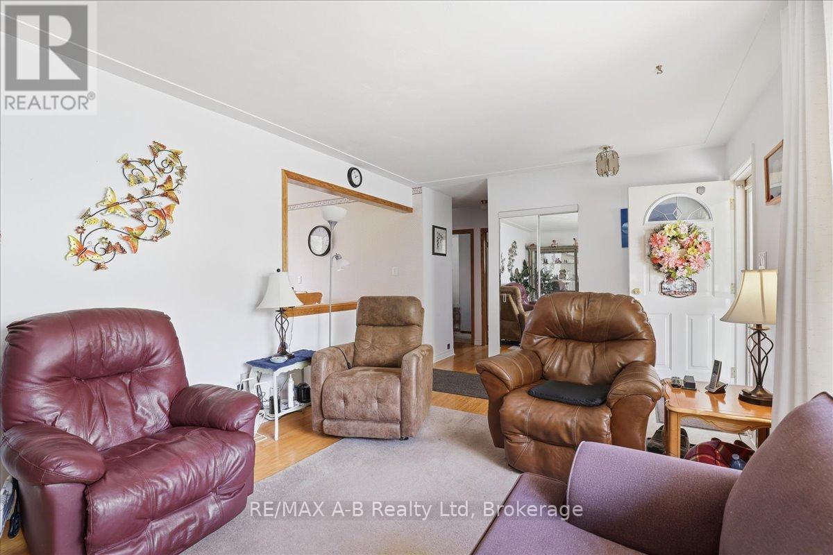 175 Mowat Street, Stratford, Ontario  N5A 2C2 - Photo 11 - X13109746
