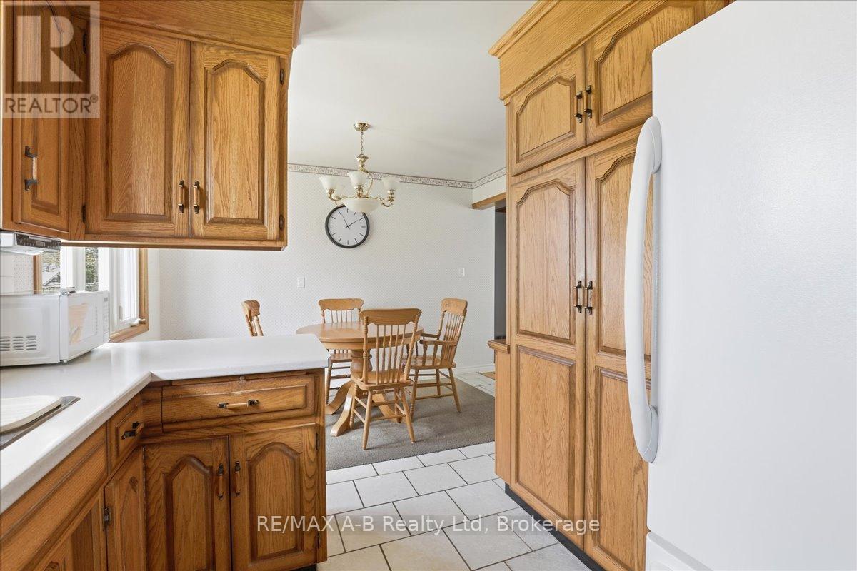 175 Mowat Street, Stratford, Ontario  N5A 2C2 - Photo 16 - X13109746
