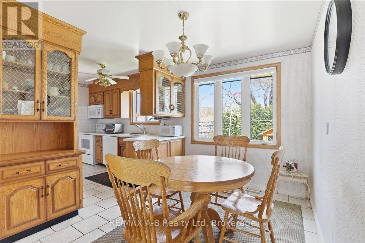175 Mowat Street, Stratford, Ontario  N5A 2C2 - Photo 17 - X13109746