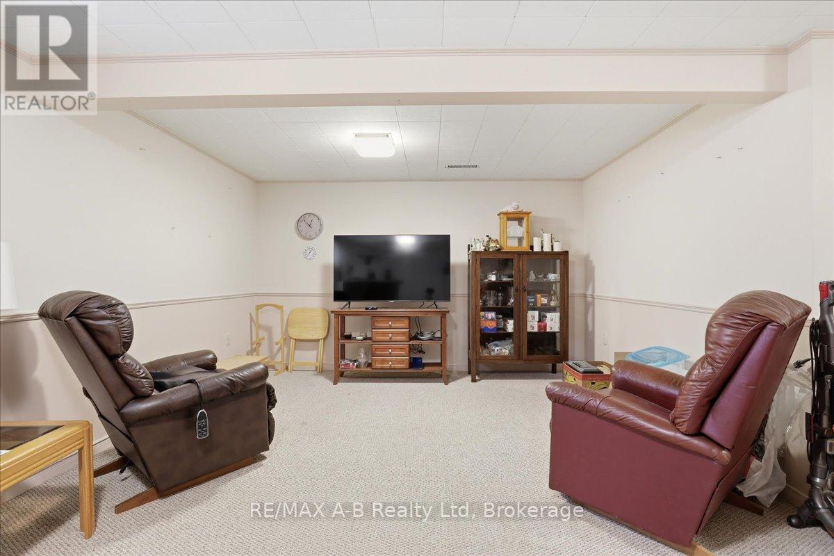 175 Mowat Street, Stratford, Ontario  N5A 2C2 - Photo 32 - X13109746