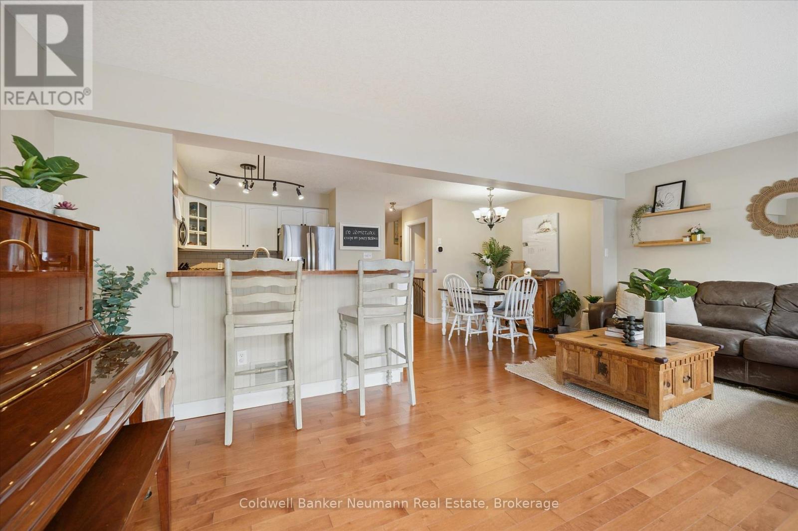 47 Gibbons Drive, Centre Wellington, Ontario  N1M 3T4 - Photo 4 - X13109796
