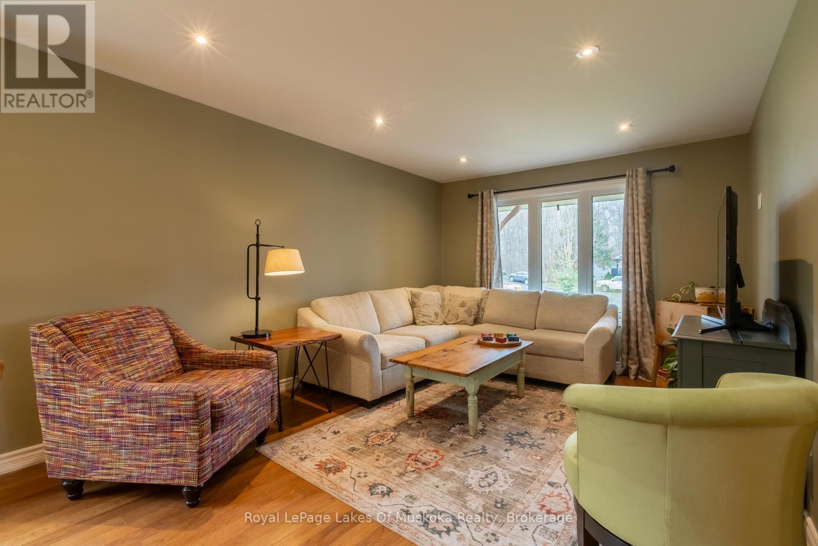 17 Hart Court, Huntsville, Ontario  P1H 1T6 - Photo 13 - X13109952