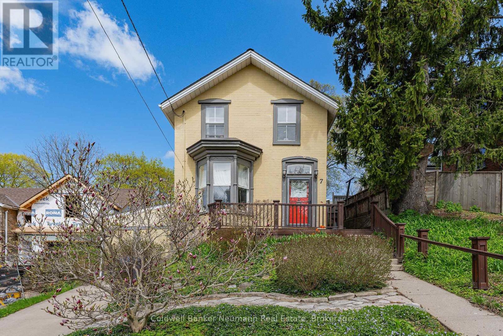 7 DURHAM STREET, Guelph, Ontario