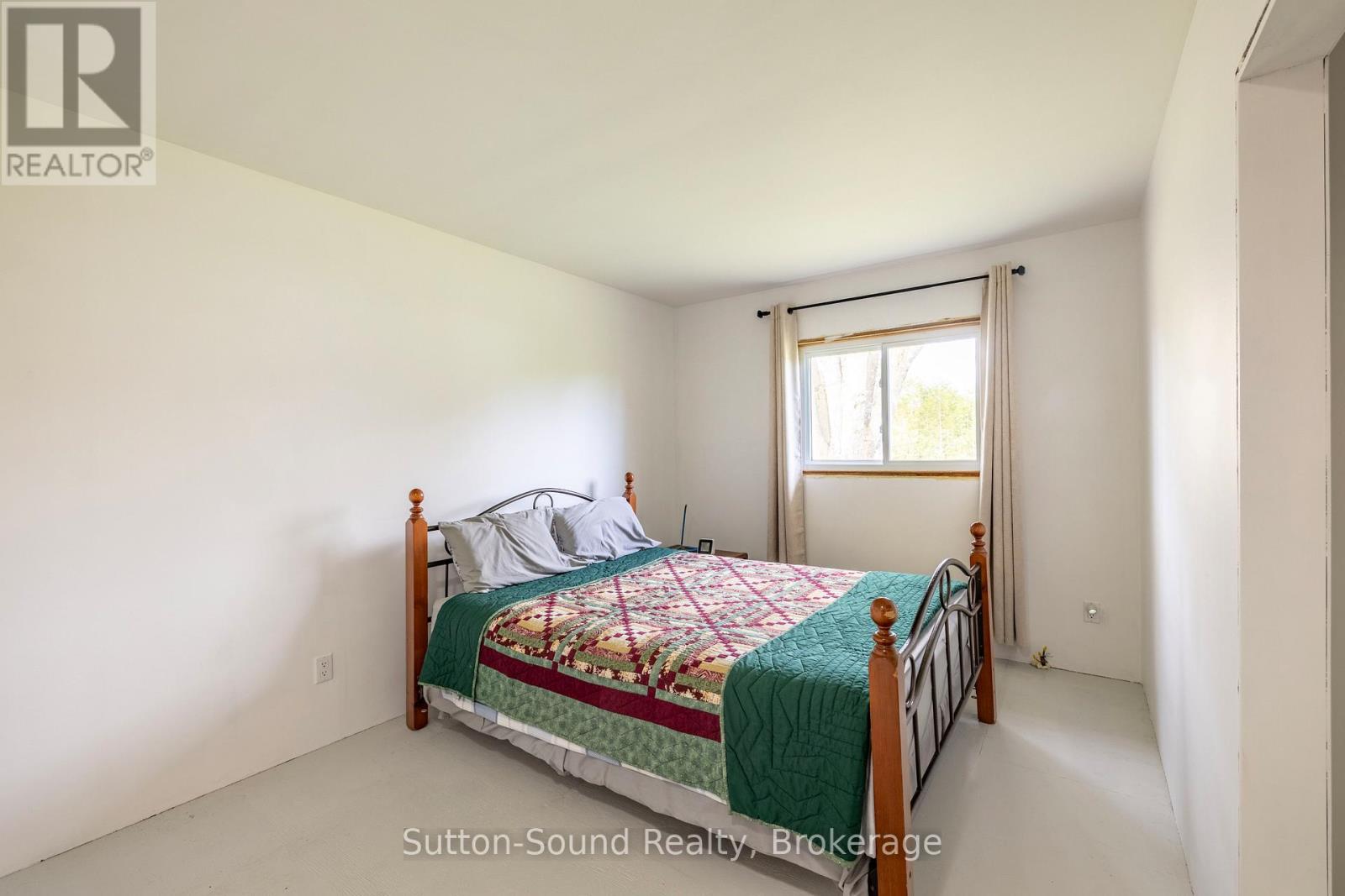 448 Isaac Street, South Bruce Peninsula, Ontario  N0H 2T0 - Photo 11 - X13110040