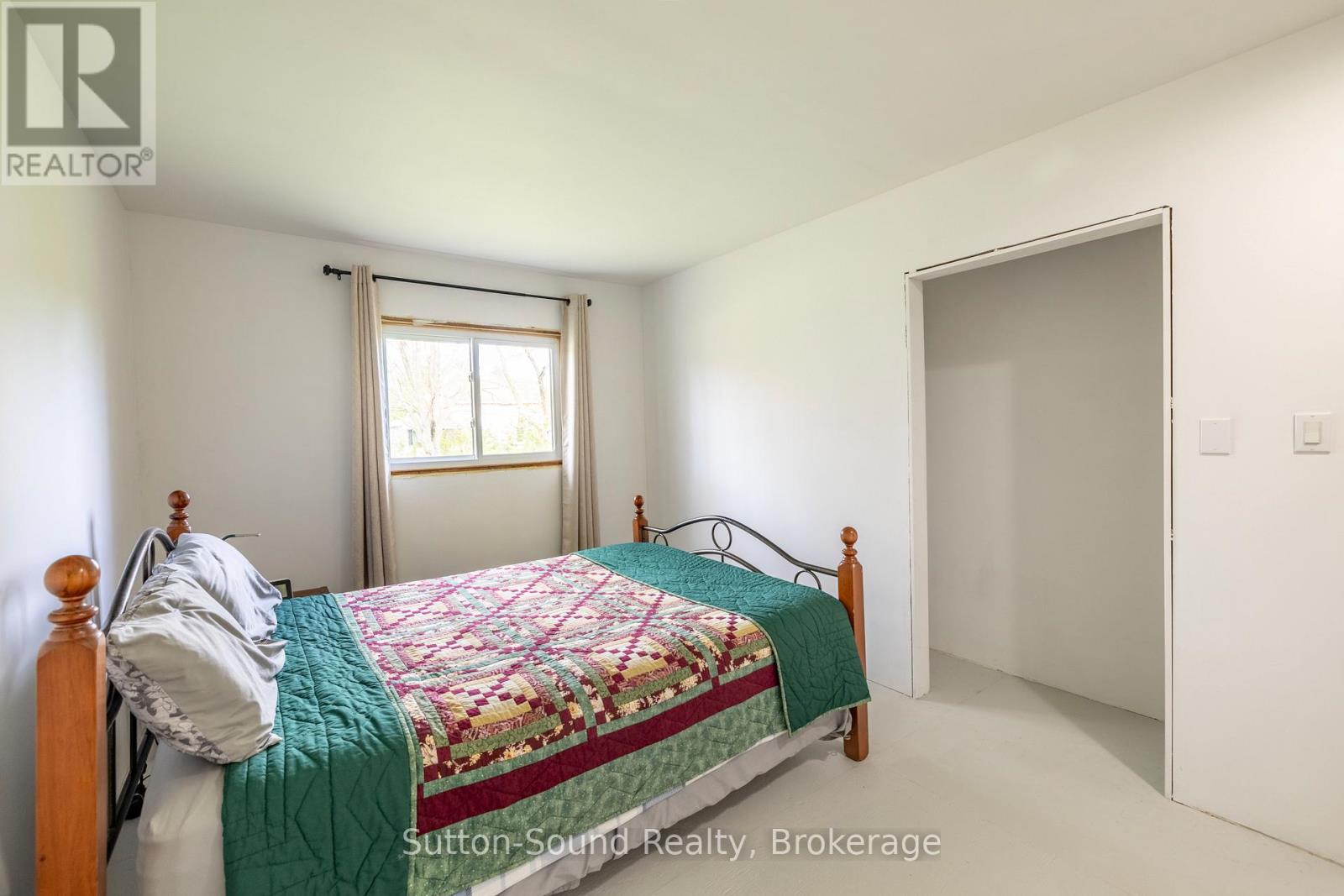 448 Isaac Street, South Bruce Peninsula, Ontario  N0H 2T0 - Photo 12 - X13110040