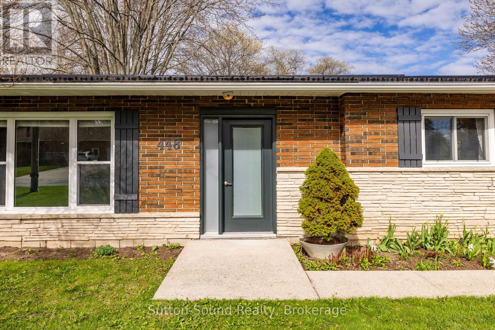 448 Isaac Street, South Bruce Peninsula, Ontario  N0H 2T0 - Photo 3 - X13110040