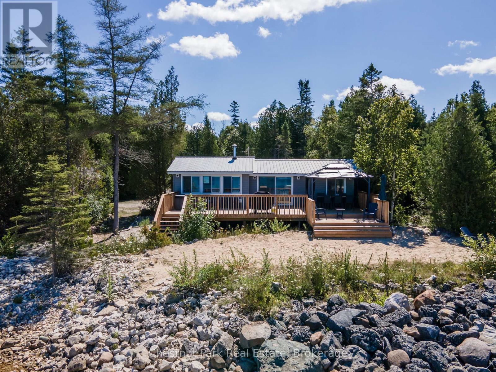 37 Ronald Street, Northern Bruce Peninsula, Ontario  N0H 1X0 - Photo 18 - X13110068