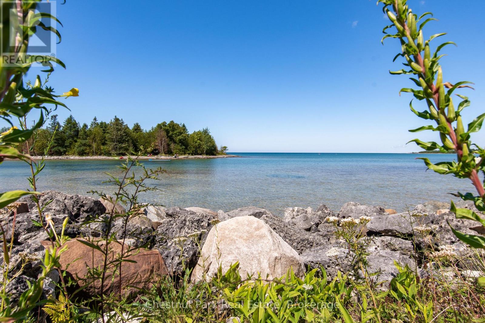 37 Ronald Street, Northern Bruce Peninsula, Ontario  N0H 1X0 - Photo 8 - X13110068