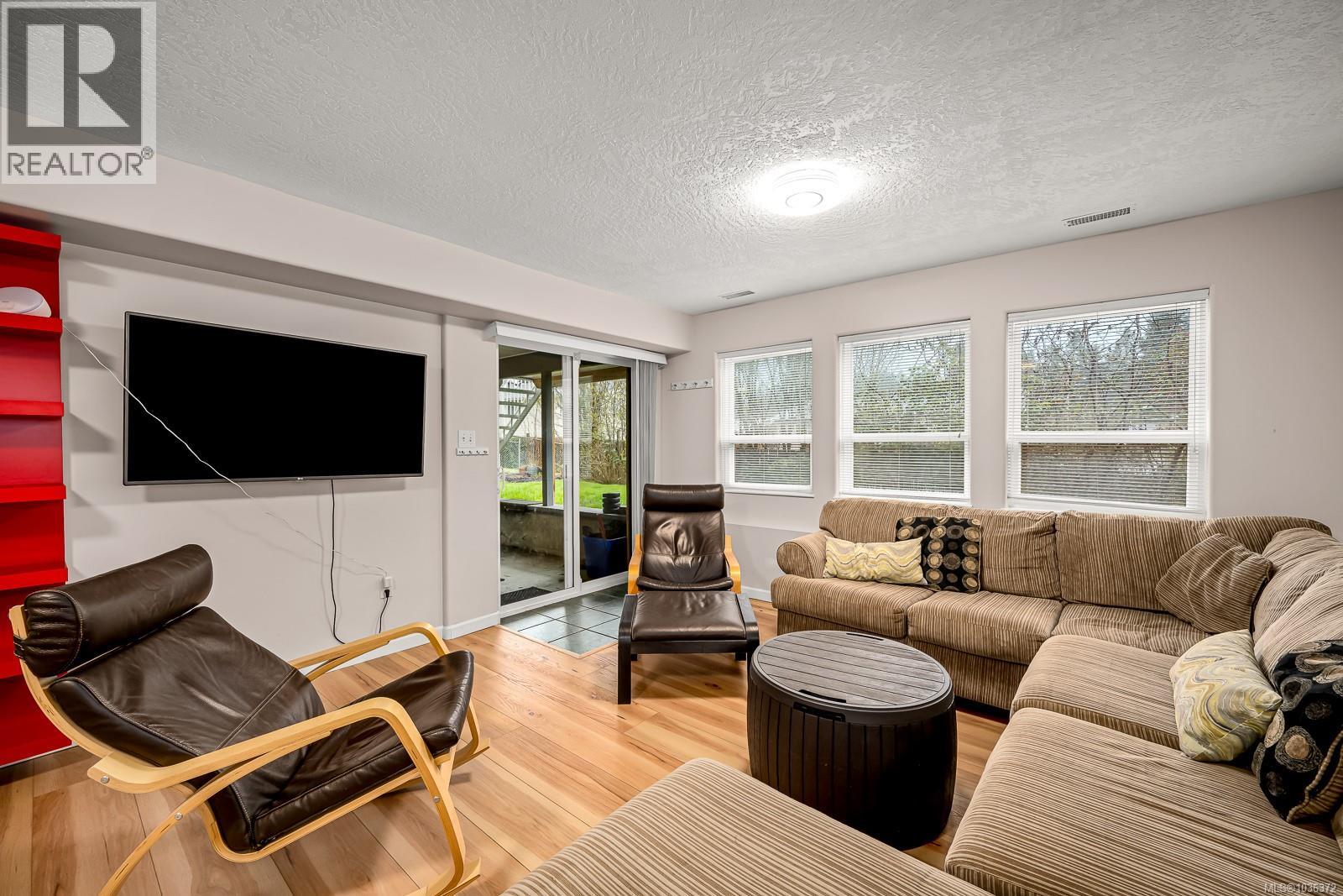 1103 View Pl, Courtenay, British Columbia  V9N 9B6 - Photo 31 - 1036372