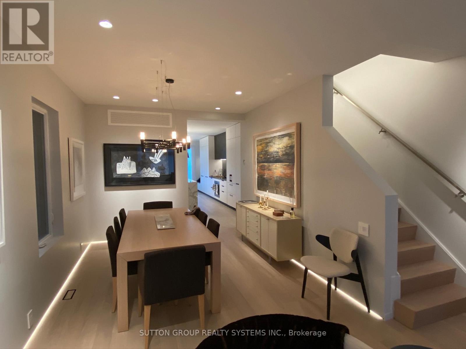 82 Kenneth Avenue, Toronto, Ontario  M6P 1J3 - Photo 11 - W13109742