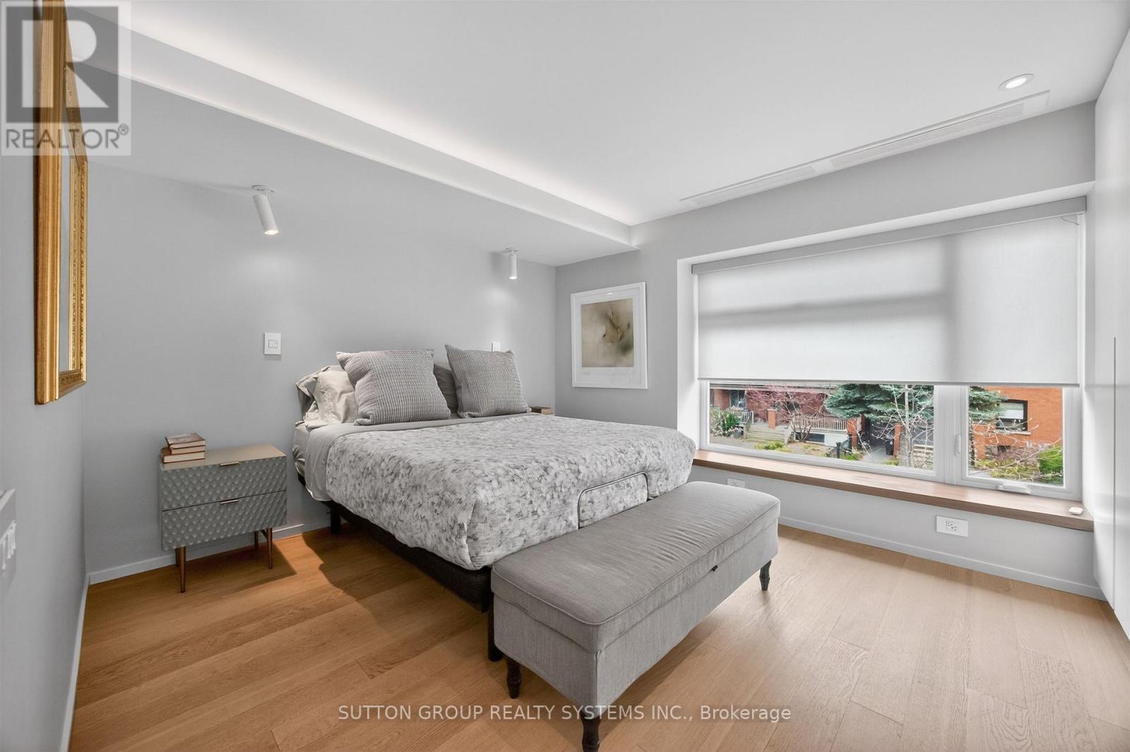 82 Kenneth Avenue, Toronto, Ontario  M6P 1J3 - Photo 19 - W13109742