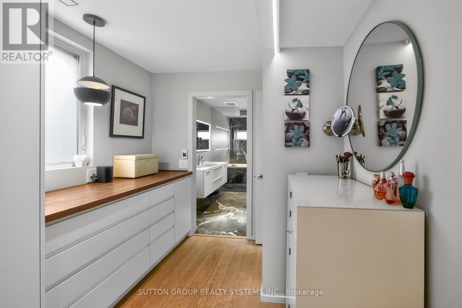 82 Kenneth Avenue, Toronto, Ontario  M6P 1J3 - Photo 23 - W13109742