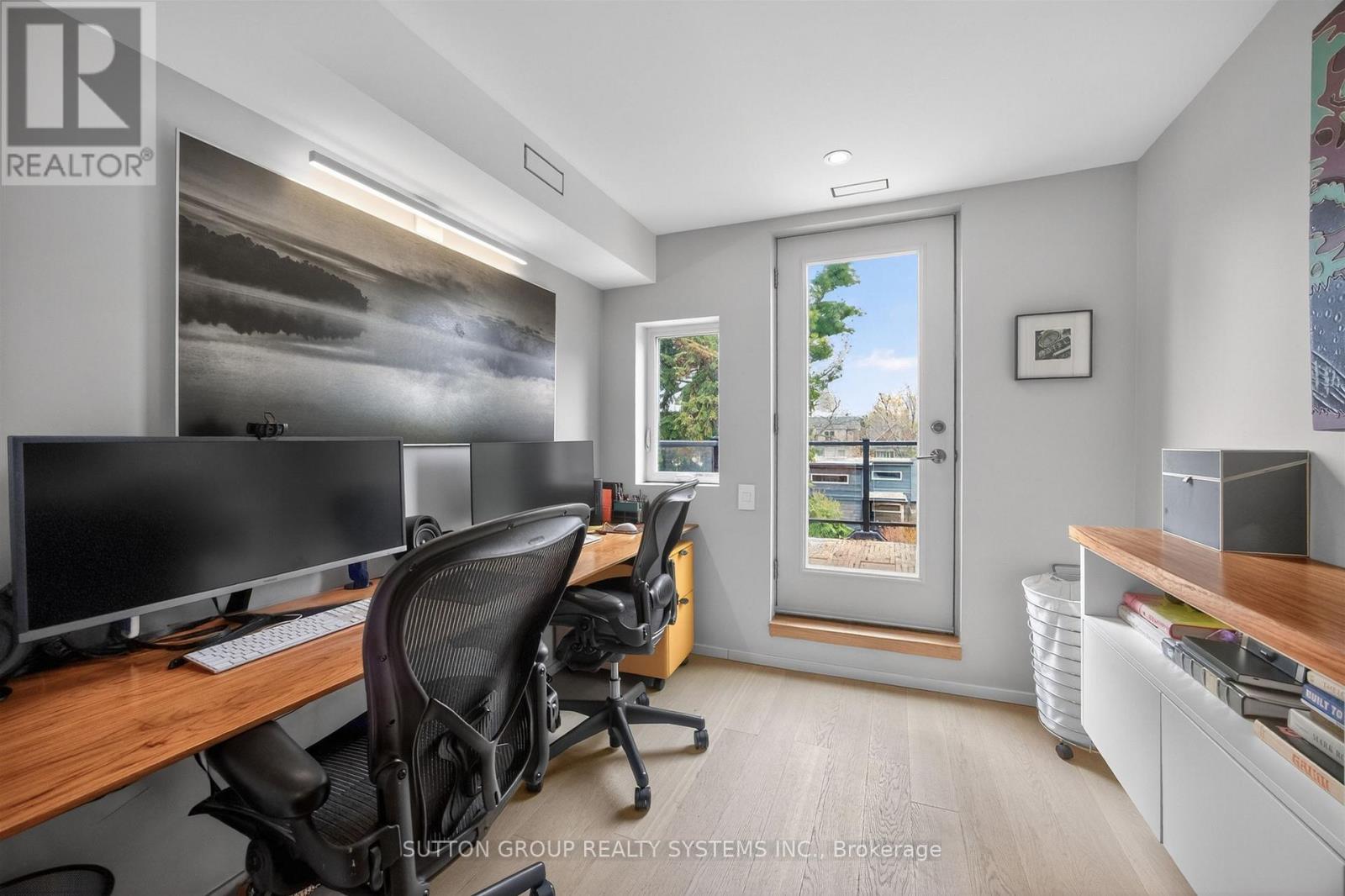82 Kenneth Avenue, Toronto, Ontario  M6P 1J3 - Photo 24 - W13109742