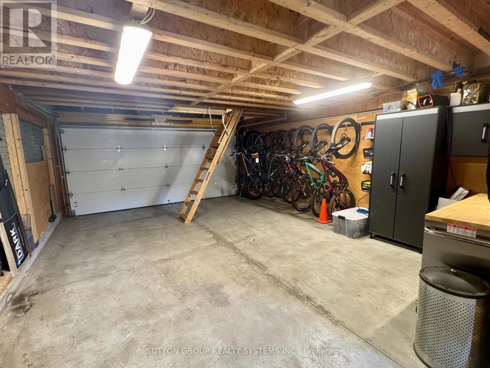 82 Kenneth Avenue, Toronto, Ontario  M6P 1J3 - Photo 44 - W13109742