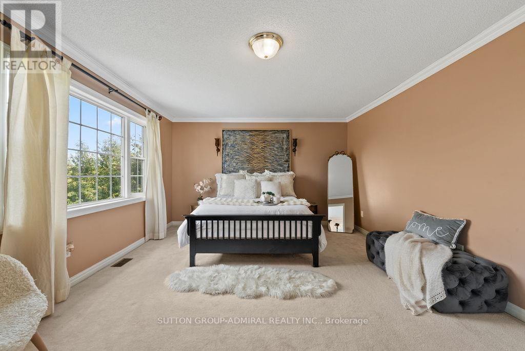 5948 Chercover Court, Burlington, Ontario  L7L 6T2 - Photo 27 - W13109758