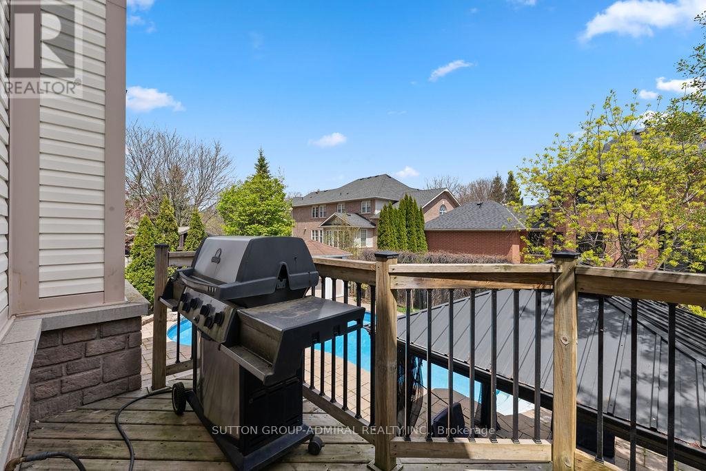 5948 Chercover Court, Burlington, Ontario  L7L 6T2 - Photo 47 - W13109758