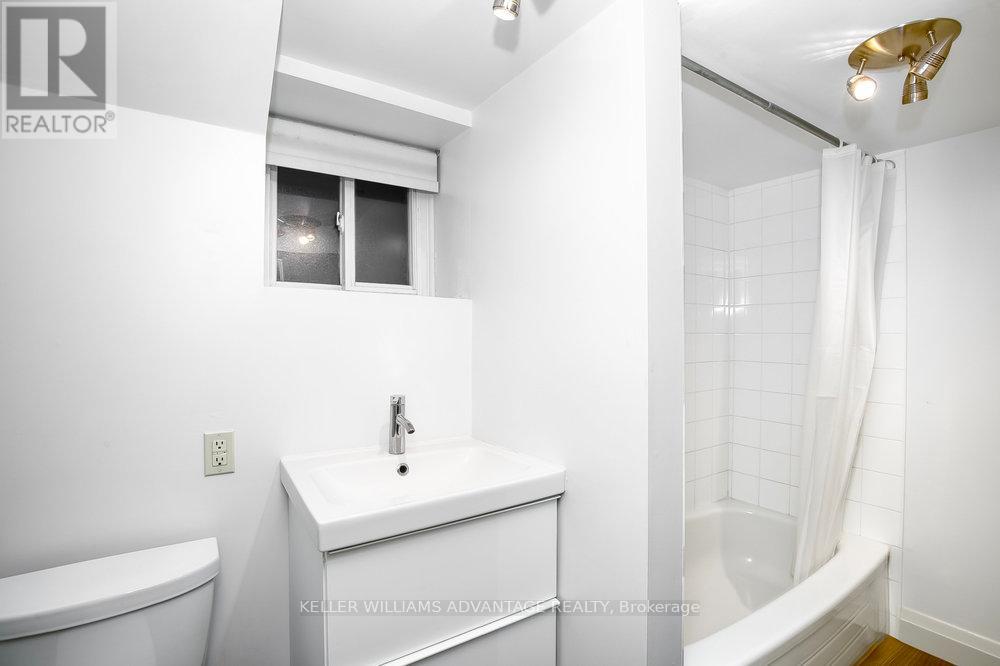 Lower - 325 Perth Avenue, Toronto, Ontario  M6P 3X9 - Photo 15 - W13109828