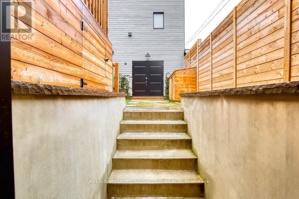 Lower - 325 Perth Avenue, Toronto, Ontario  M6P 3X9 - Photo 23 - W13109828