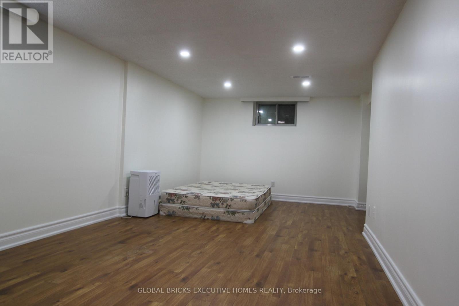 3653 Anniversary (Lower) Road, Mississauga, Ontario  L5C 2G2 - Photo 6 - W13109840