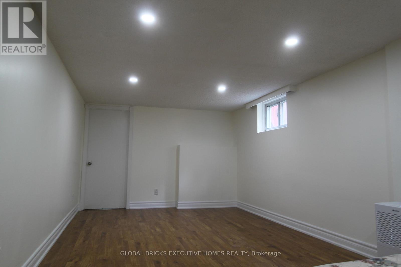 3653 Anniversary (Lower) Road, Mississauga, Ontario  L5C 2G2 - Photo 7 - W13109840