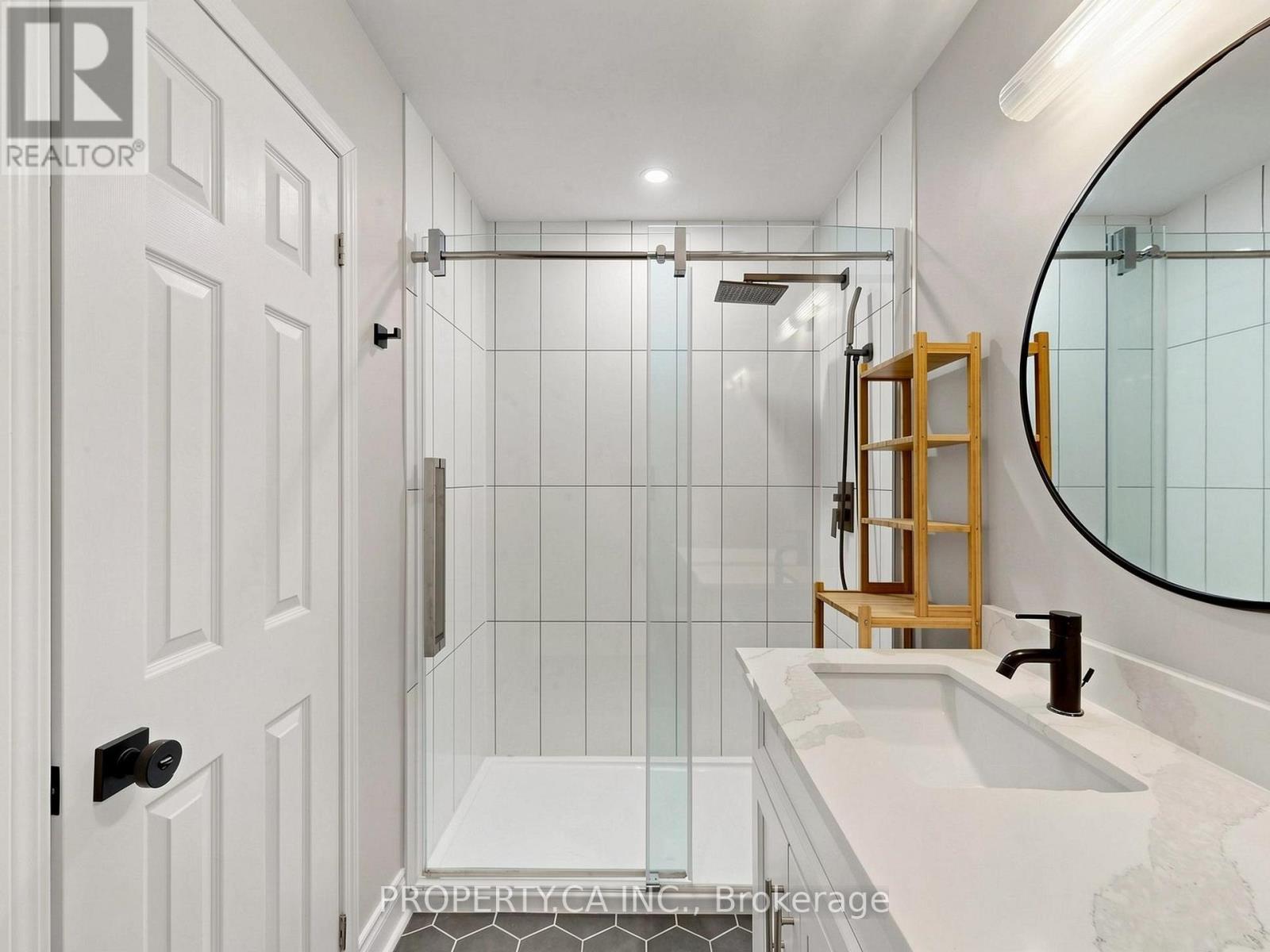 24 - 4950 Rathkeale Road, Mississauga, Ontario  L5V 2L8 - Photo 40 - W13109856