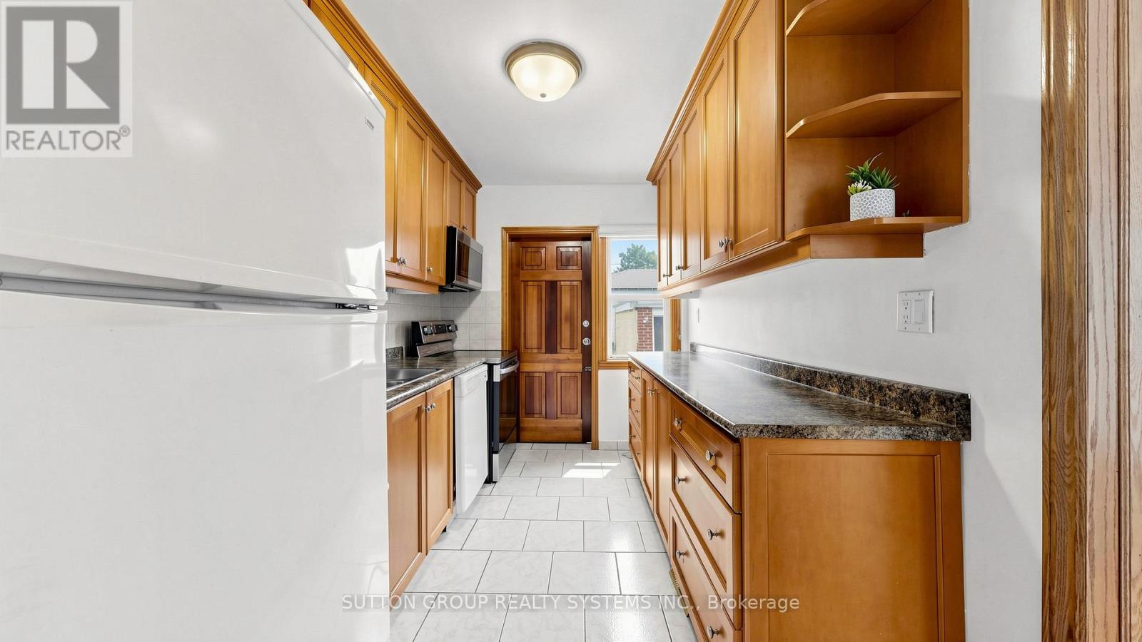 683 Old Weston Road, Toronto, Ontario  M6N 3B6 - Photo 15 - W13109864