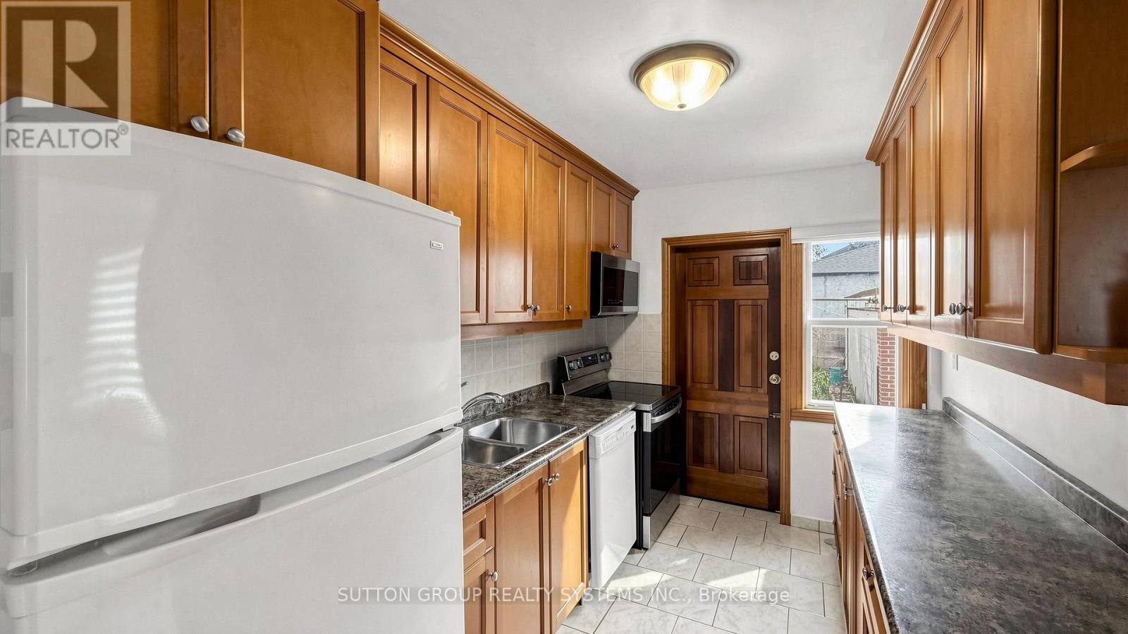 683 Old Weston Road, Toronto, Ontario  M6N 3B6 - Photo 19 - W13109864