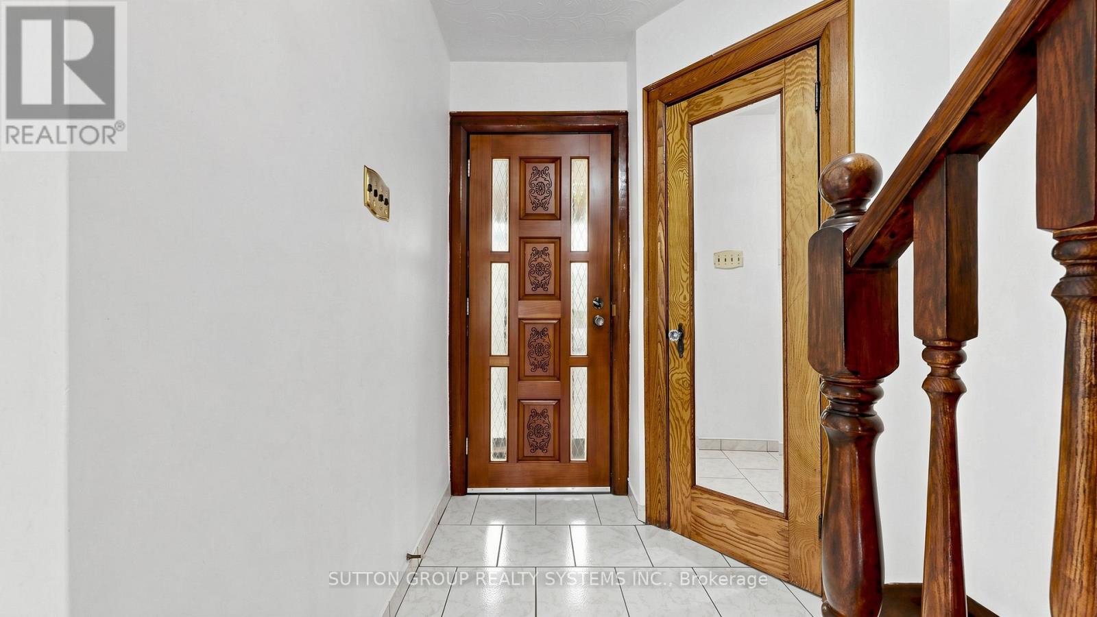 683 Old Weston Road, Toronto, Ontario  M6N 3B6 - Photo 21 - W13109864