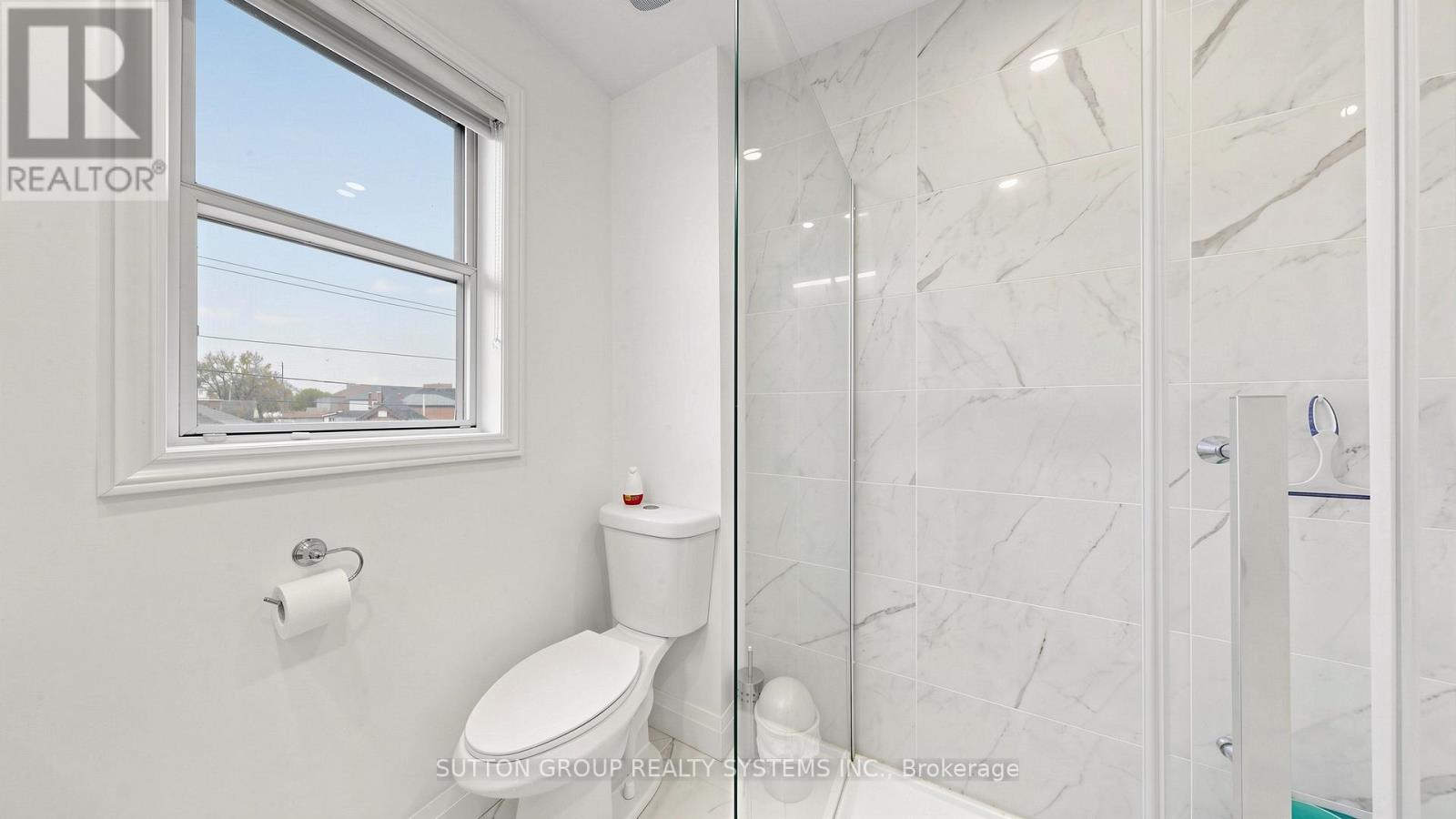683 Old Weston Road, Toronto, Ontario  M6N 3B6 - Photo 34 - W13109864