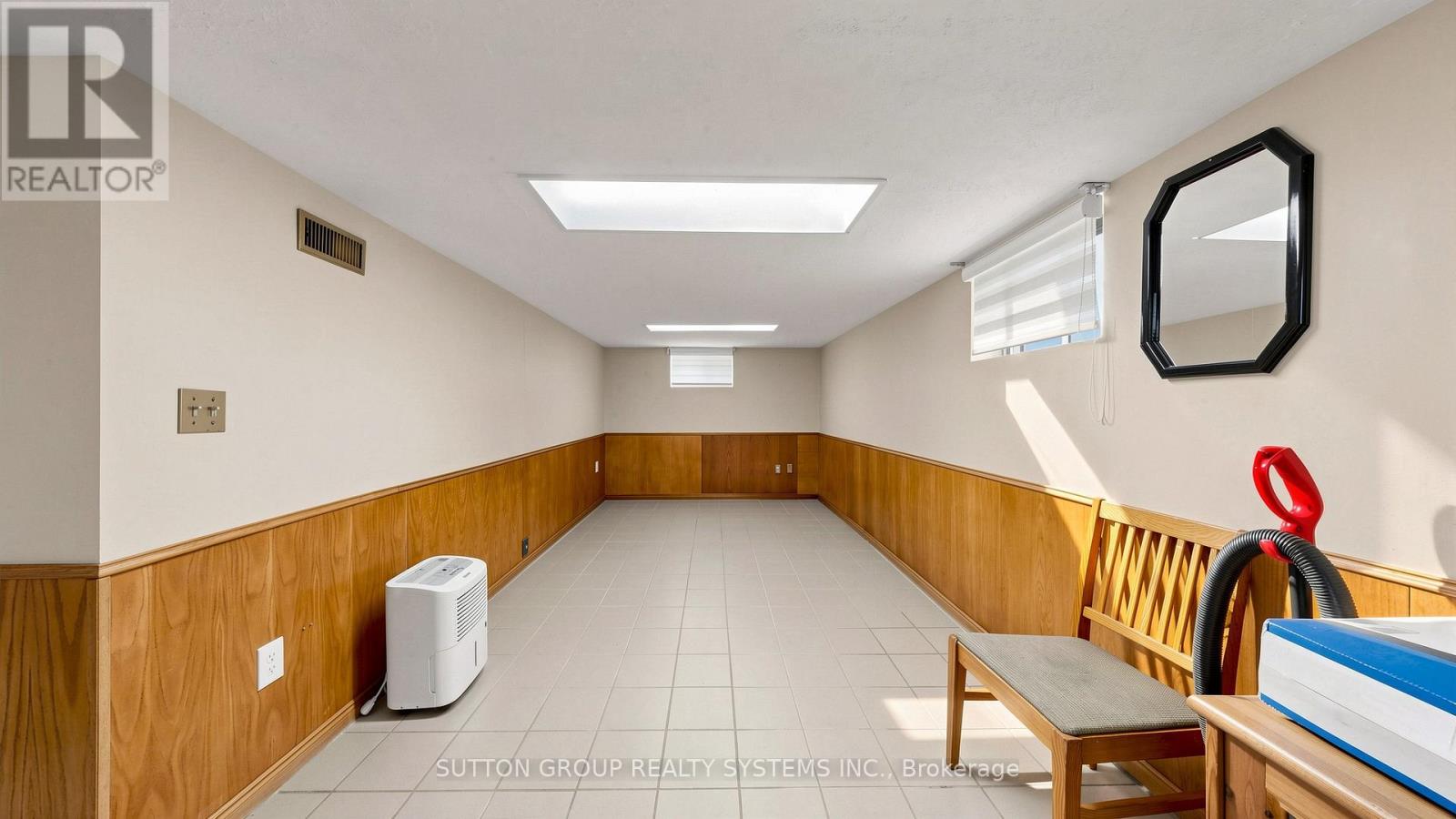 683 Old Weston Road, Toronto, Ontario  M6N 3B6 - Photo 37 - W13109864