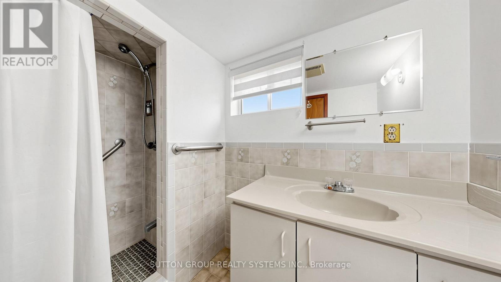 683 Old Weston Road, Toronto, Ontario  M6N 3B6 - Photo 39 - W13109864