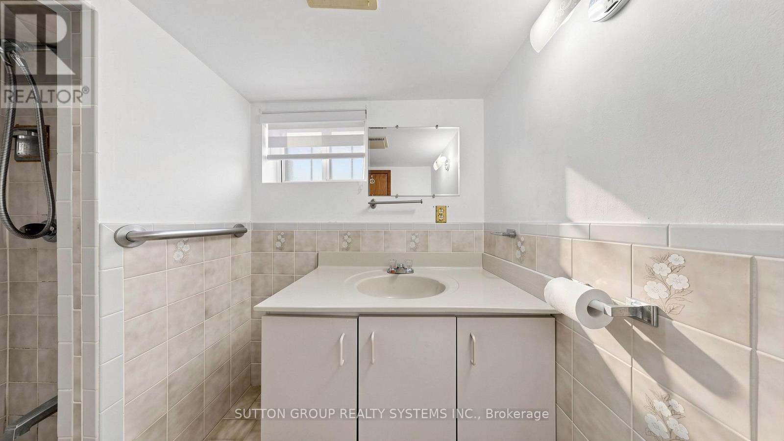 683 Old Weston Road, Toronto, Ontario  M6N 3B6 - Photo 40 - W13109864