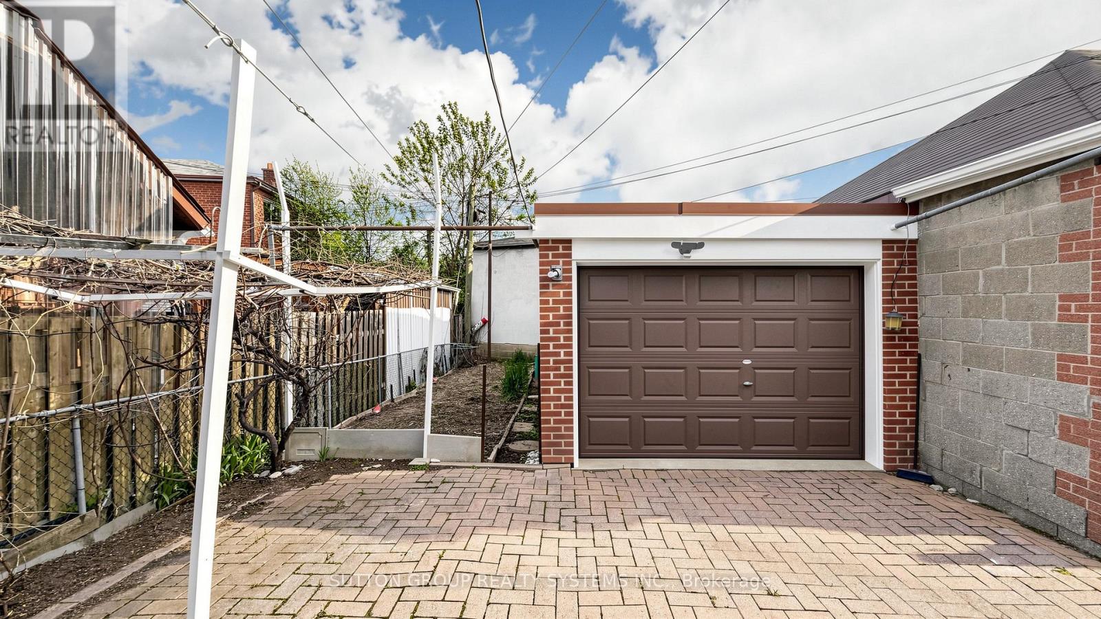 683 Old Weston Road, Toronto, Ontario  M6N 3B6 - Photo 47 - W13109864