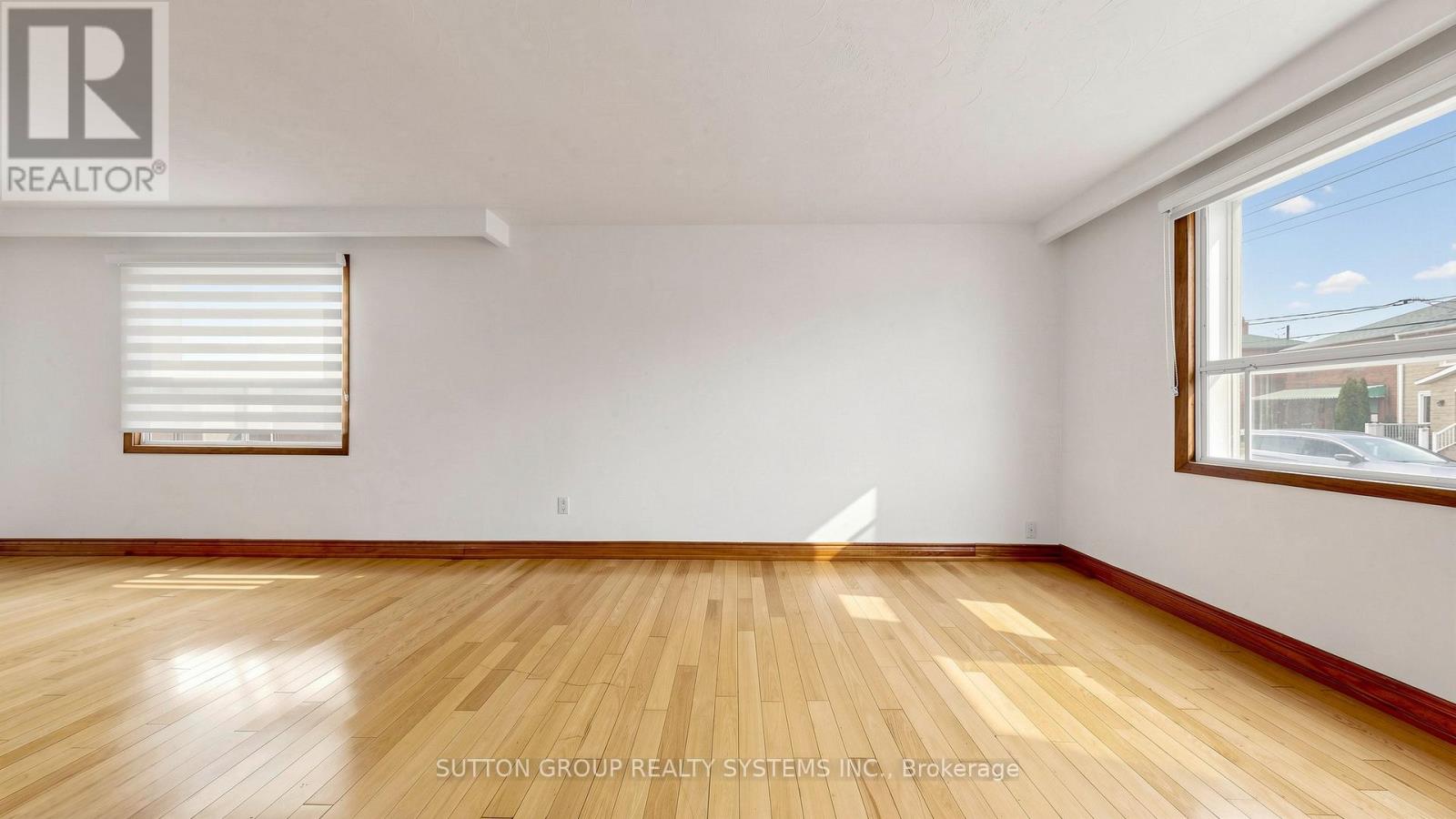 683 Old Weston Road, Toronto, Ontario  M6N 3B6 - Photo 7 - W13109864