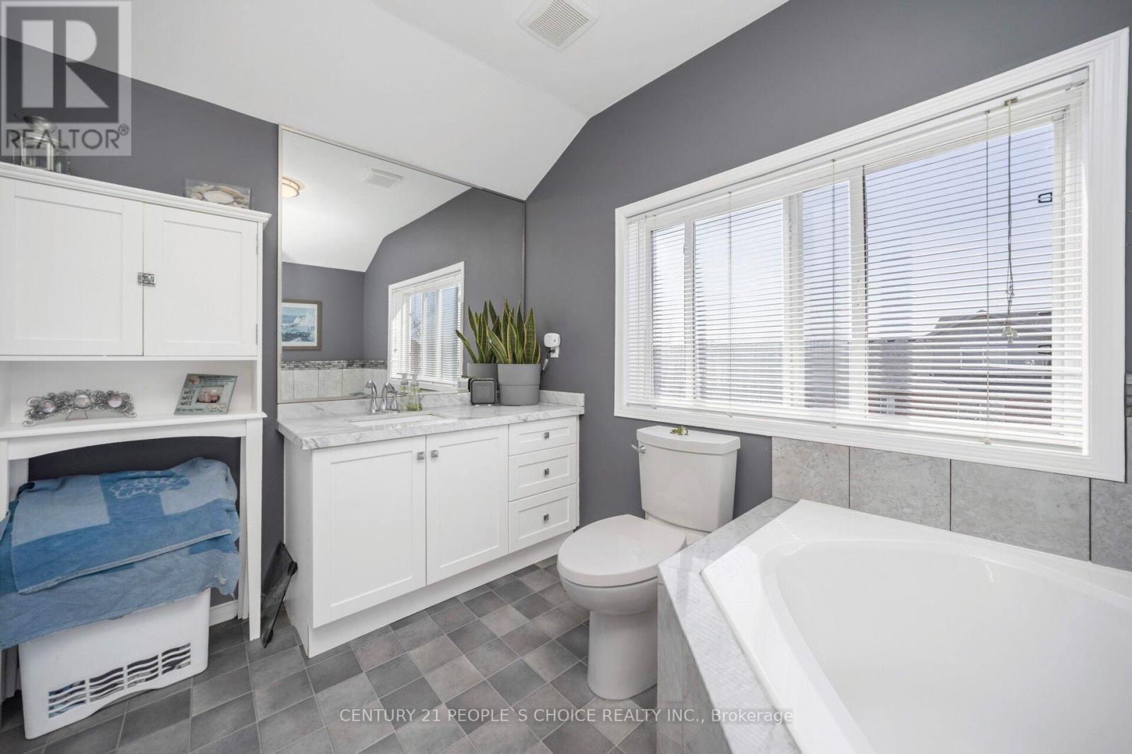 119 Spadina Road, Brampton, Ontario  L6X 4X6 - Photo 40 - W13109910