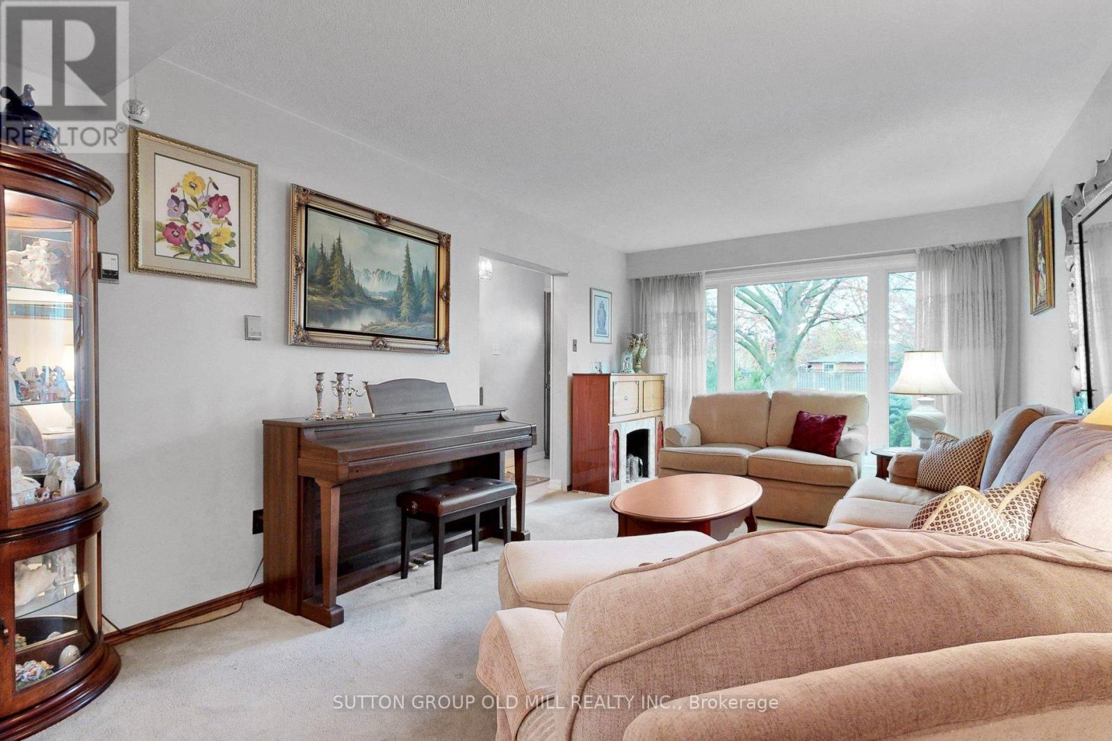 659 Balmoral Drive, Brampton, Ontario  L6T 1W8 - Photo 8 - W13109932