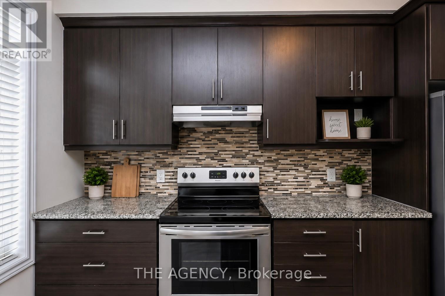 3053 Preserve Drive, Oakville, Ontario  L6M 0W7 - Photo 8 - W13109980