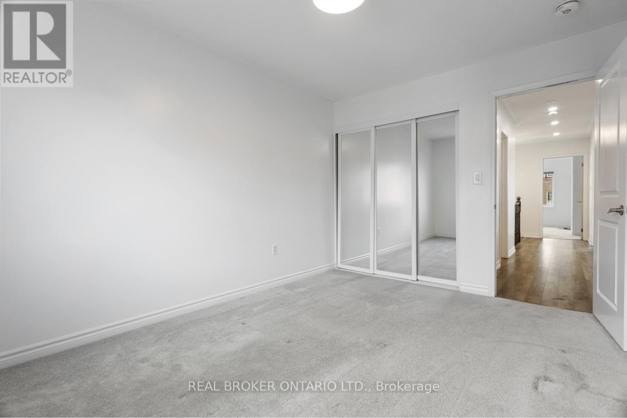 1213 Mulroney Heights, Milton, Ontario  L9E 1B9 - Photo 33 - W13110014