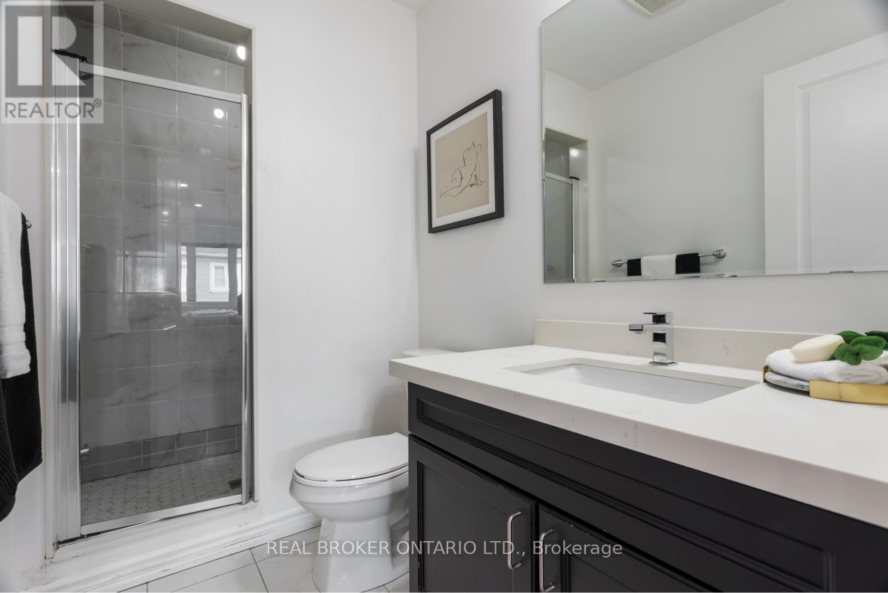 1213 Mulroney Heights, Milton, Ontario  L9E 1B9 - Photo 38 - W13110014