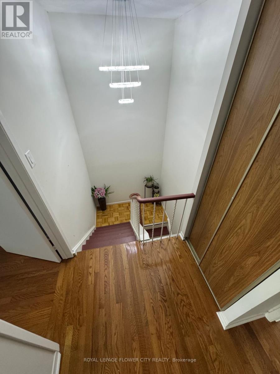 4102 Bishopstoke Lane W, Mississauga, Ontario  L4Z 1M5 - Photo 14 - W13110028