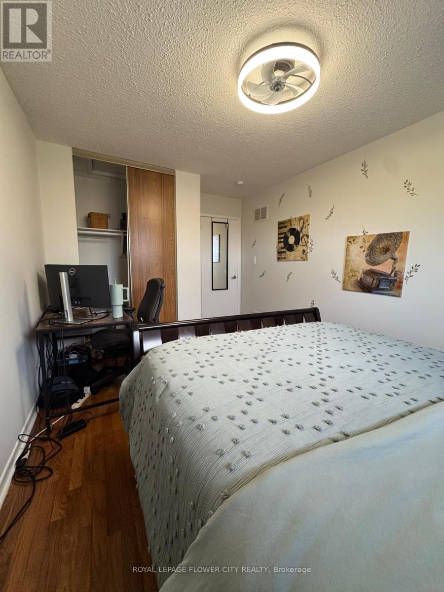 4102 Bishopstoke Lane W, Mississauga, Ontario  L4Z 1M5 - Photo 17 - W13110028