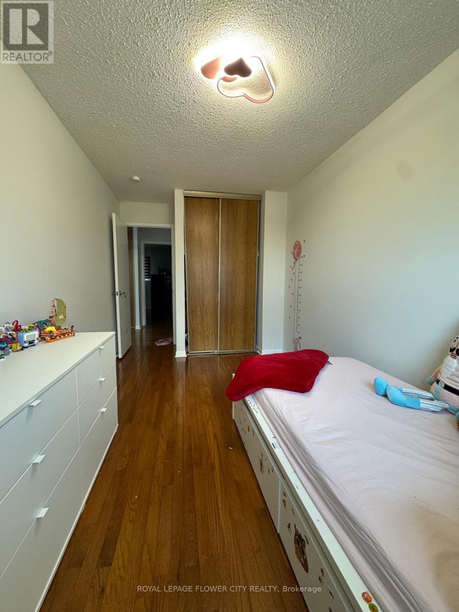 4102 Bishopstoke Lane W, Mississauga, Ontario  L4Z 1M5 - Photo 19 - W13110028