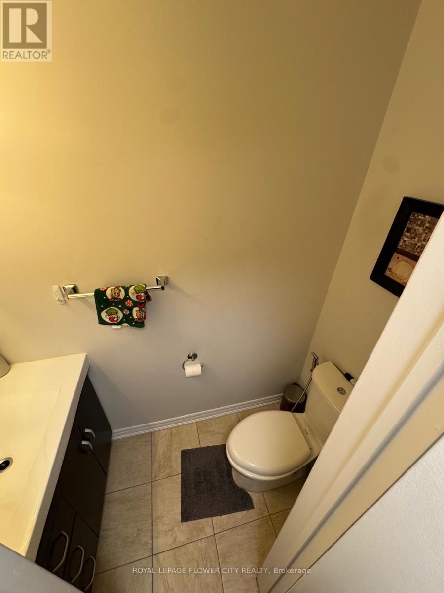 4102 Bishopstoke Lane W, Mississauga, Ontario  L4Z 1M5 - Photo 22 - W13110028