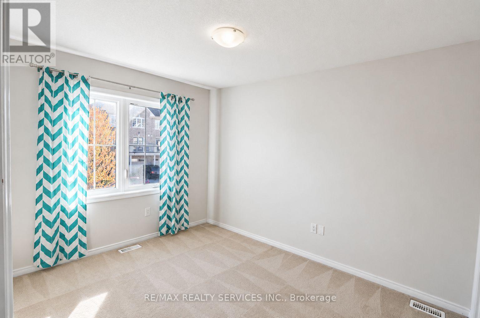 124 Golden Springs Drive, Brampton, Ontario  L7A 0C7 - Photo 15 - W13110044