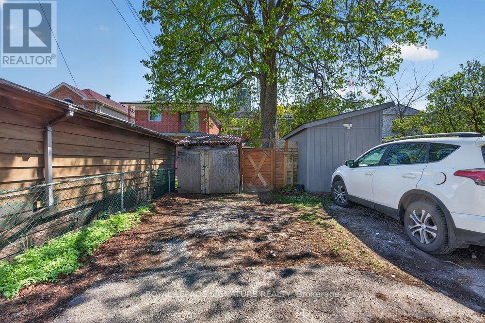 504 Main Street, Toronto, Ontario  M4C 4Y2 - Photo 32 - E13097836